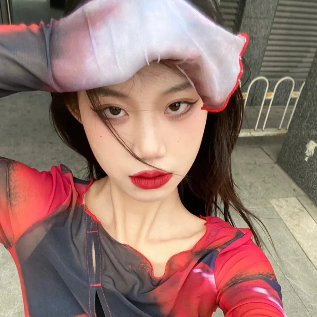 艾莉莎与玛榭拉